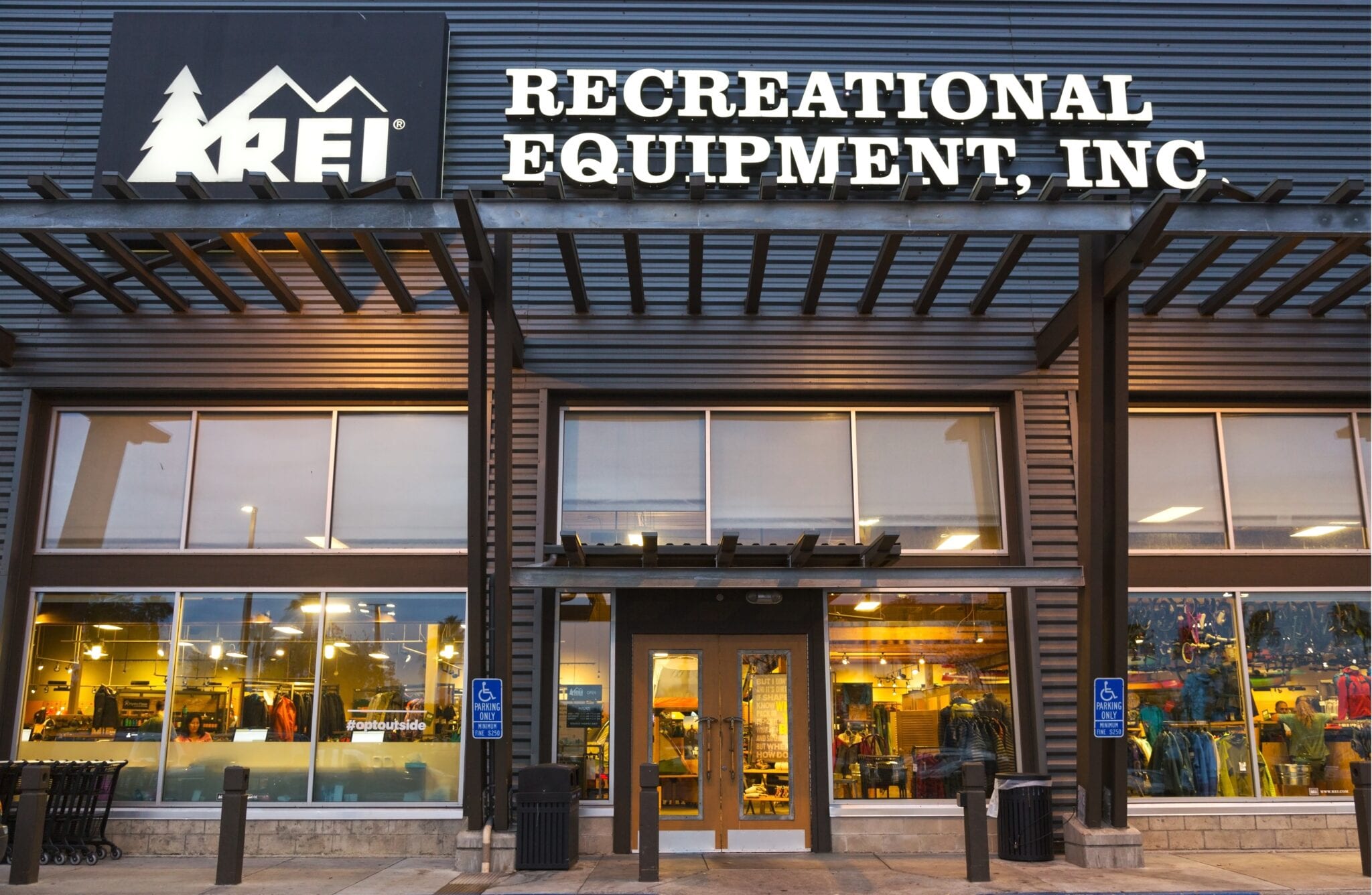 REI 4th of July Sale Senior Daily