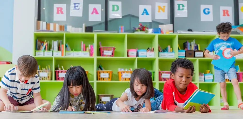 Children reading books